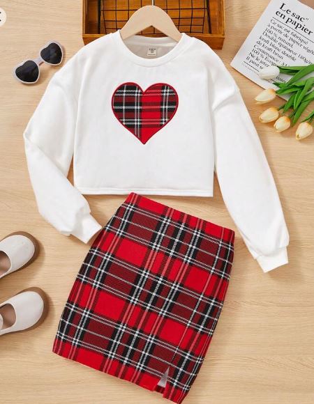 Shein Tween Girl Loose Fit Sweater With Heart Pattern Round Neckline & Knitted Plaid Skirt Set, 12T */