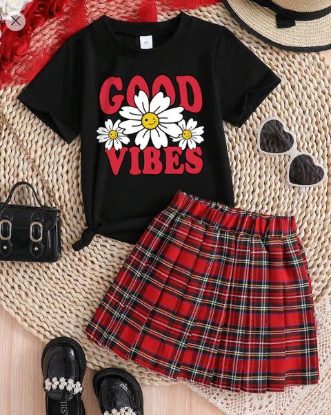 Shein Girl Casual T-Shirt With Letter & Floral Print & Checked Printed Pleated Skirt, 5T /