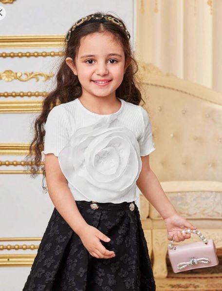 SHEIN Young Girl Cute Round Neck T-Shirt With 3d Flower Embellishment, 7T /